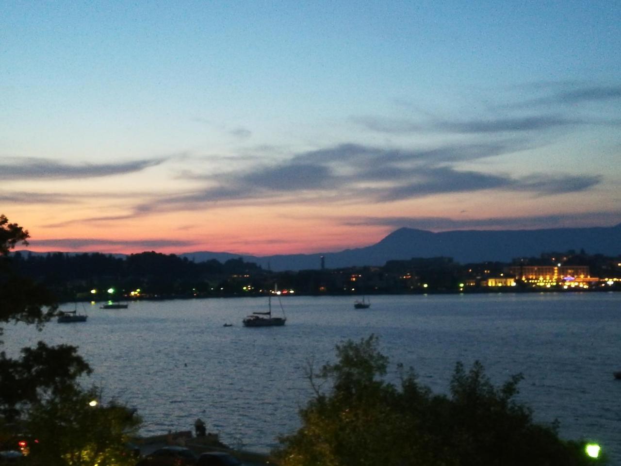 Garitsa Bay Apartment Corfu  Zewnętrze zdjęcie